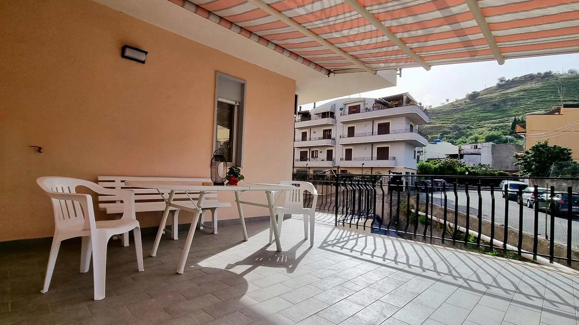 Griseo - Sicily Vista Apartment Calatabiano Italy
